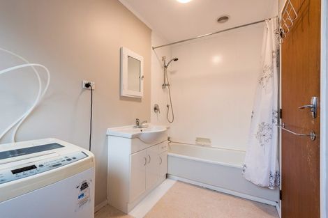 Photo of property in 41 Chartwell Drive, Crofton Downs, Wellington, 6035