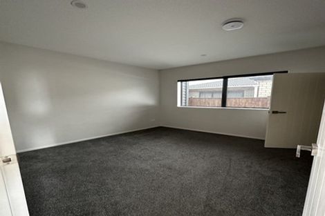 Photo of property in 26 Koroheke Road, Takanini, 2110