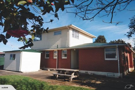 Photo of property in 3 Armagh Street, Levin, 5510