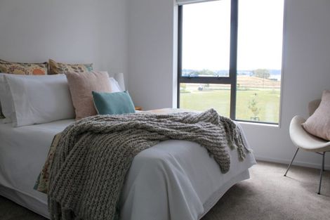 Photo of property in 9 Pepene Avenue, Takanini, 2112