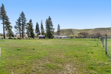 Photo of property in 541 Ardgour Road, Tarras, Cromwell, 9383