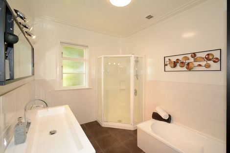 Photo of property in 2 Mcgeorge Avenue, Mornington, Dunedin, 9011