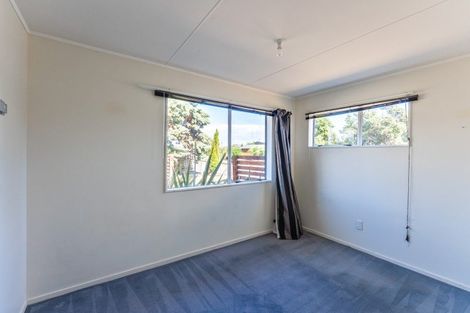Photo of property in 52 Sarah Street, Waikawa Beach, Levin, 5573