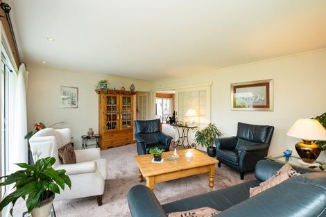 Photo of property in 42 Iona Road, Havelock North, 4130