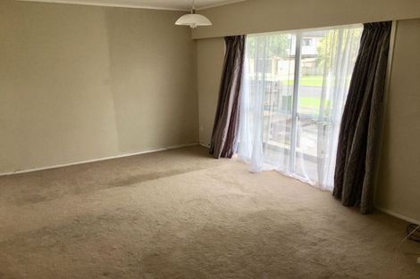 Photo of property in 1/29 Lane Road, Weymouth, Auckland, 2103