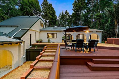 Photo of property in 719 Scenic Drive, Henderson Valley, Auckland, 0612