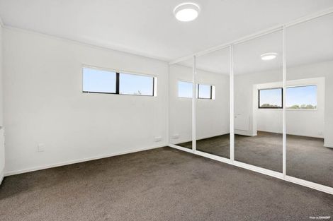 Photo of property in 36 Sturges Road, Henderson, Auckland, 0612