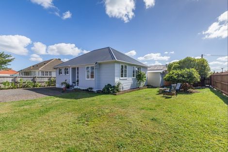 Photo of property in 577 Queen Street East, Levin, 5510