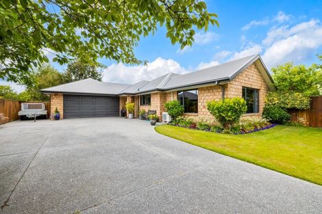 Photo of property in 11 Willowside Place, Amberley, 7410