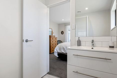 Photo of property in 14 Grey View Grove, Rangiora, 7400