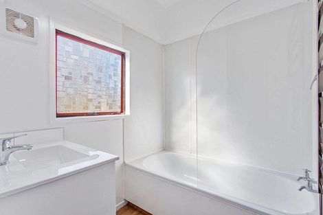 Photo of property in 7/19a Gray Avenue, Mangere East, Auckland, 2024