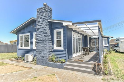 Photo of property in 155 Puriri Street, Castlecliff, Whanganui, 4501