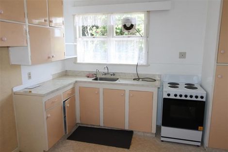 Photo of property in 12 Mawney Road, Henderson, Auckland, 0610