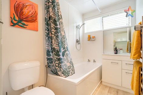 Photo of property in 85a Mulberry Street, Normandale, Lower Hutt, 5010