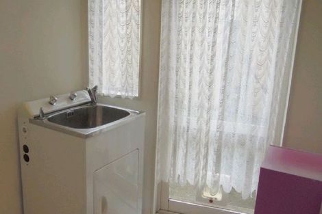 Photo of property in 14a Cypress Place, Sunnynook, Auckland, 0620