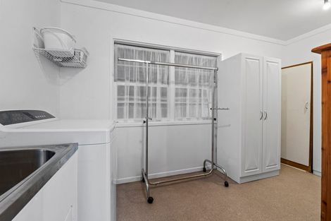 Photo of property in 3 Awaruku Road, Torbay, Auckland, 0630