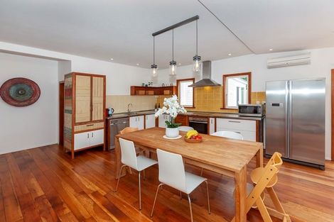 Photo of property in 20 Pingau Street, Paekakariki, 5034