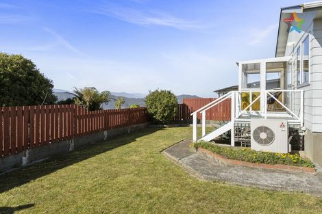 Photo of property in 15 Outram Grove, Kelson, Lower Hutt, 5010