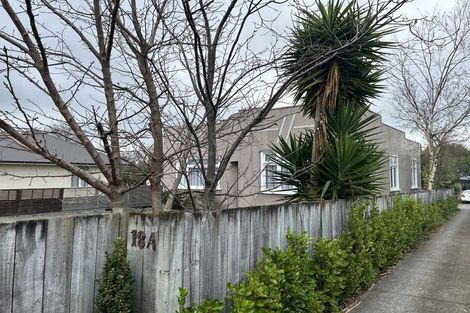 Photo of property in 18 Franklin Avenue, Hokowhitu, Palmerston North, 4410