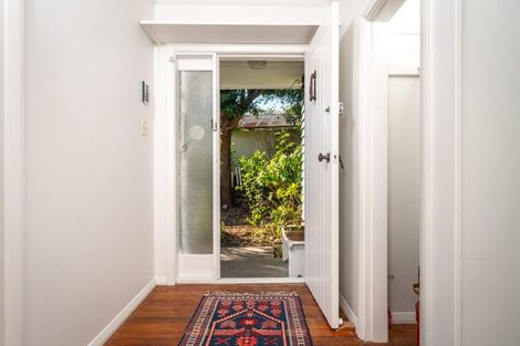 Photo of property in 134 Wellington Road, Paekakariki, 5034