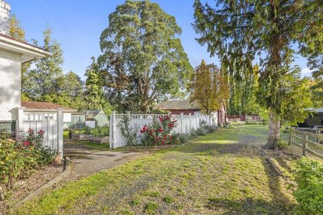 Photo of property in 157 Riccarton Road West, Mosgiel, 9092