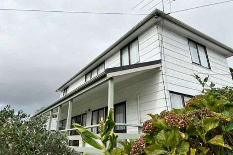 Photo of property in 2/491 Glenfield Road, Glenfield, Auckland, 0629