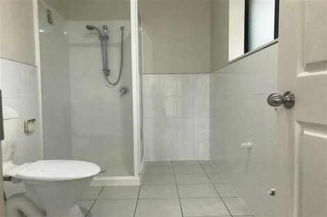 Photo of property in 4 Glenveagh Park Drive, Manurewa, Auckland, 2102