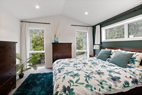 Photo of property in 58 Takingawairua Road, Kaimarama, Whitianga, 3591