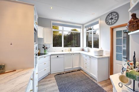 Photo of property in 75 Eglinton Road, Mornington, Dunedin, 9011