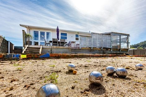 Photo of property in 118 Clouston Park Road, Clouston Park, Upper Hutt, 5018