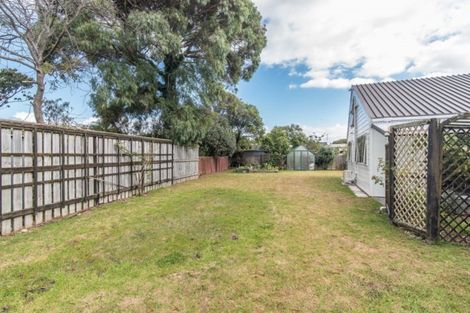 Photo of property in 5 Lesley Grove, Waikanae, 5036