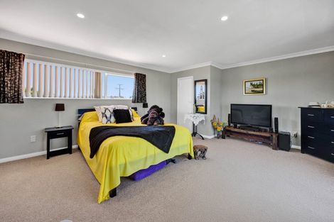 Photo of property in 50 Leslie Street, Waitara, 4320