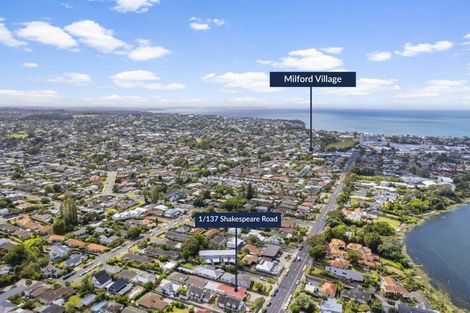 Photo of property in 1/137 Shakespeare Road, Milford, Auckland, 0620