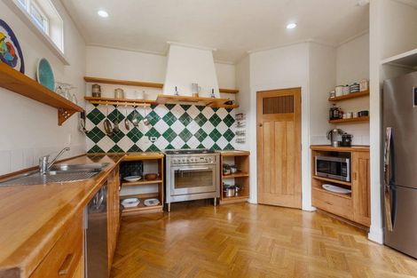 Photo of property in 7 Huia Street, Devonport, Auckland, 0624