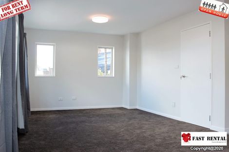 Photo of property in 52 Corricvale Way, Northcross, Auckland, 0630