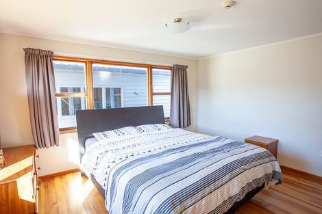 Photo of property in 15 Bayly Street, Waitara, 4320