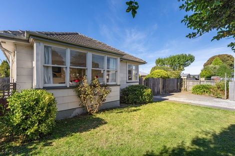 Photo of property in 2a Dickson Crescent, Hornby, Christchurch, 8042