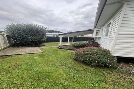 Photo of property in 40 Linwood Drive, Paraparaumu, 5032