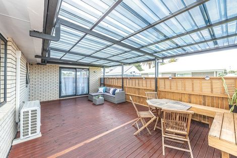 Photo of property in 19 Poynter Place, Gonville, Whanganui, 4501