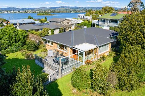 Photo of property in 31 Hillcrest Road, Otumoetai, Tauranga, 3110
