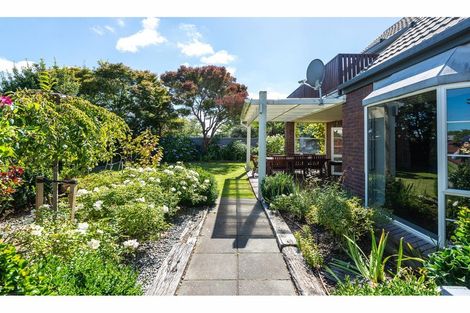 Photo of property in 12 Chilwell Place, Halswell, Christchurch, 8025