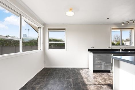 Photo of property in 18 Oakfield Crescent, Pukete, Hamilton, 3200