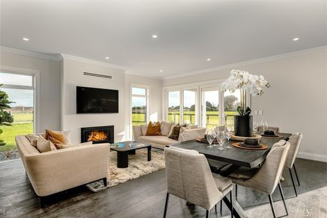 Photo of property in 4 Sunline Drive, Leamington, Cambridge, 3432