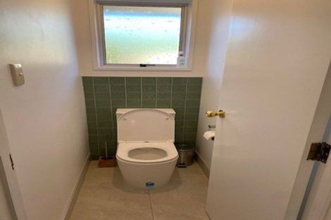 Photo of property in 52 Royal Park Drive, Parklands, Christchurch, 8083