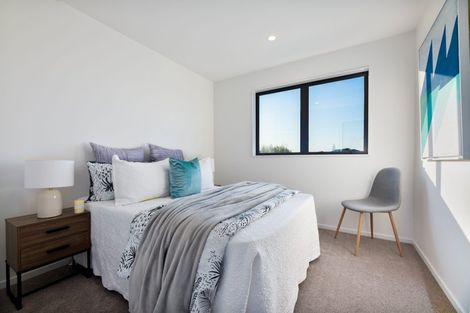 Photo of property in 18b Mackenzie Street, Te Atatu South, Auckland, 0610