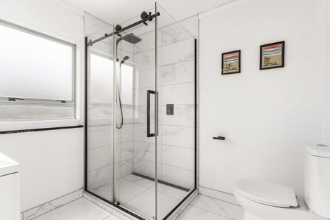 Photo of property in 1/351 West Coast Road, Glen Eden, Auckland, 0602