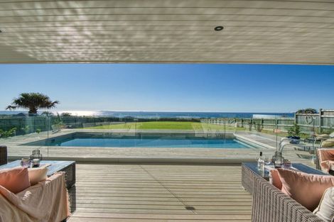 Photo of property in 207 Papamoa Beach Road, Papamoa Beach, Papamoa, 3118