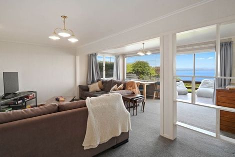 Photo of property in 43 Wakeman Road, Acacia Bay, Taupo, 3330