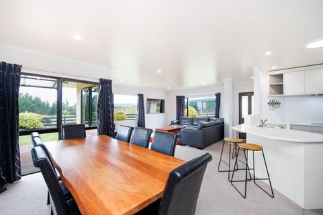 Photo of property in 32 Stoneleigh Lane, Aokautere, Palmerston North, 4471
