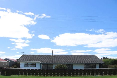 Photo of property in 151 Seabury Avenue, Foxton Beach, Foxton, 4815